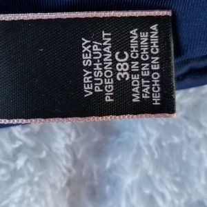 Victoria's Secret Intimates & Sleepwear - Victoria's Secret Pushup Bra Victoria's Secret Intimates & Sleepwear - Victoria's Secret Pushup Bra